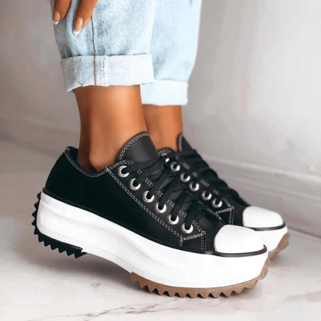 Women’s Platform Trainers – Low-Top Lace-Up Footwear with Chunky Sole