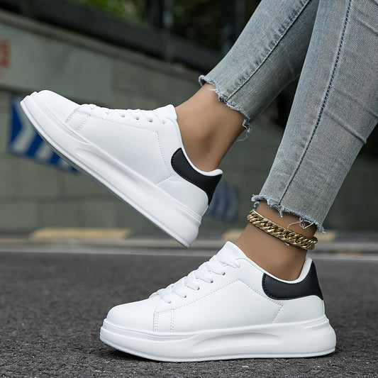 Women’s Platform Low-Top Trainers – Minimalist Lace-Up Footwear