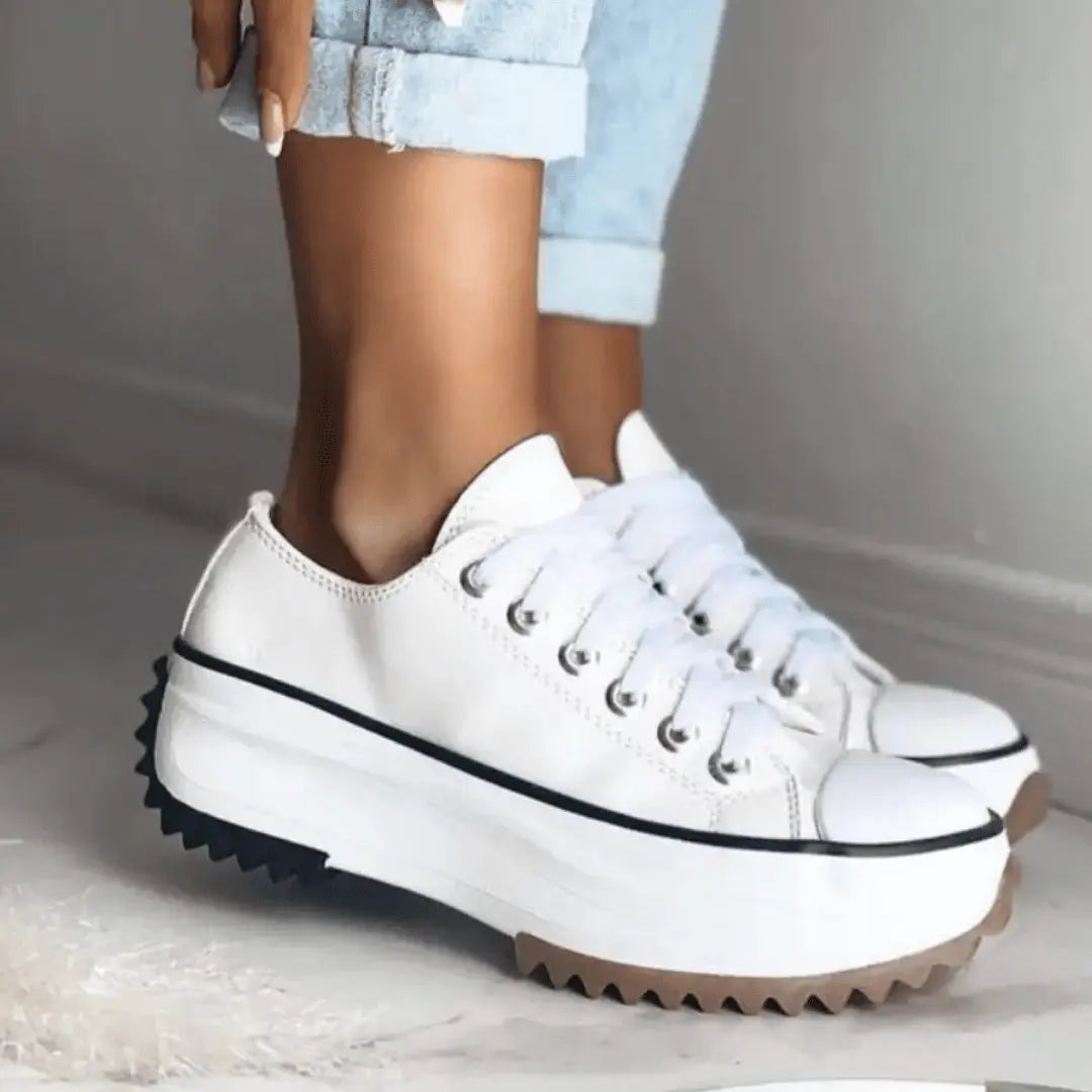 Women’s Platform Trainers – Low-Top Lace-Up Footwear with Chunky Sole