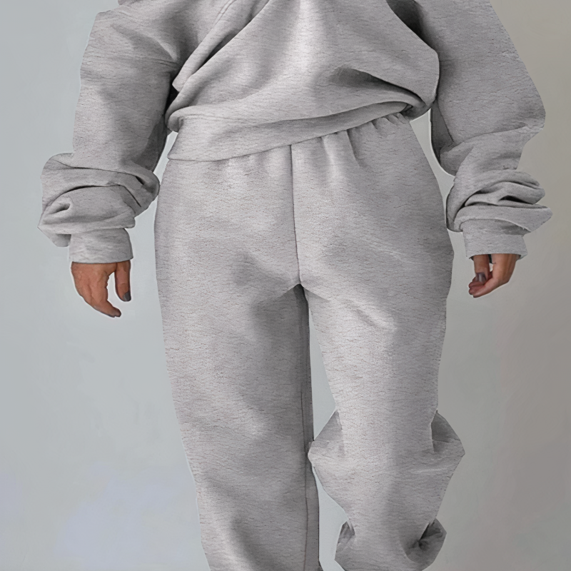 Women’s Half-Zip Pullover & Joggers – Structured Two-Piece Tracksuit